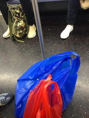 如何把CLINE塑料袋背出值好几万的样子